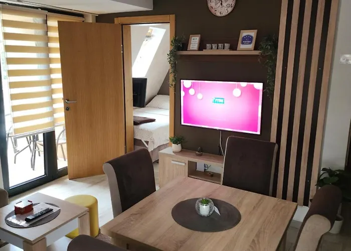 Planinski San アパート *